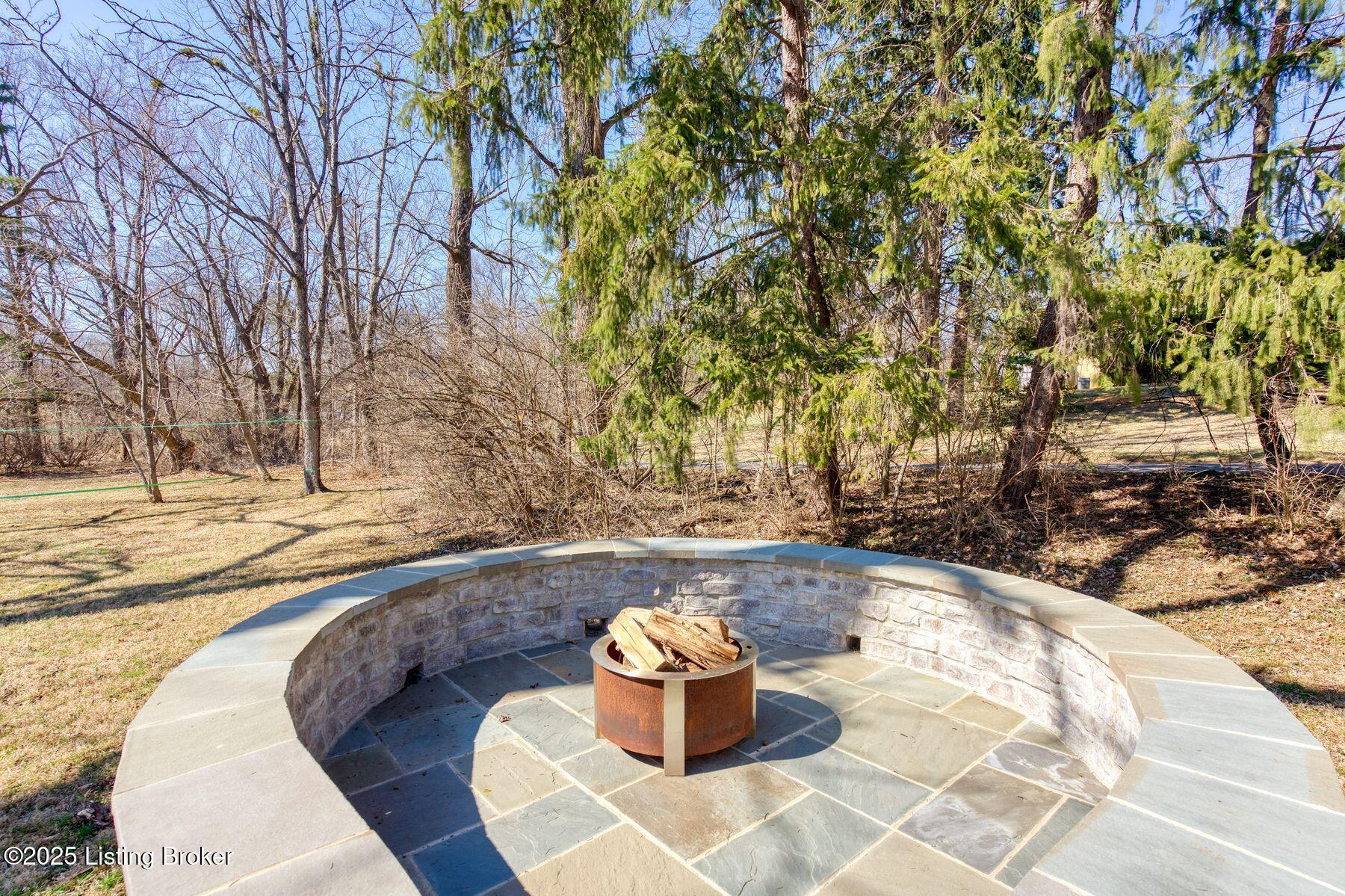1006 Bellewood Road Anchorage, KY 40223 - Photo 49 of 56 photo_online_049