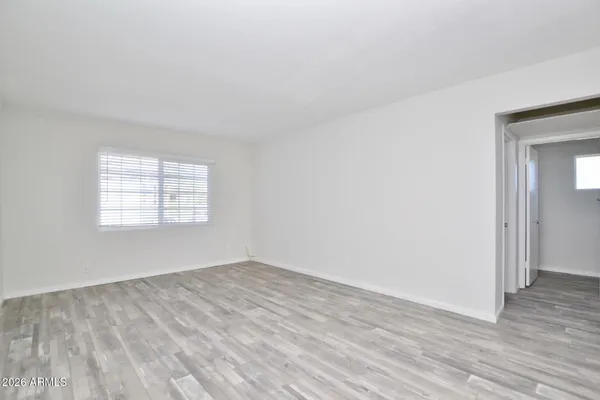 $925 | 44 East Roanoke Avenue, Unit 8, Phoenix, AZ 85012