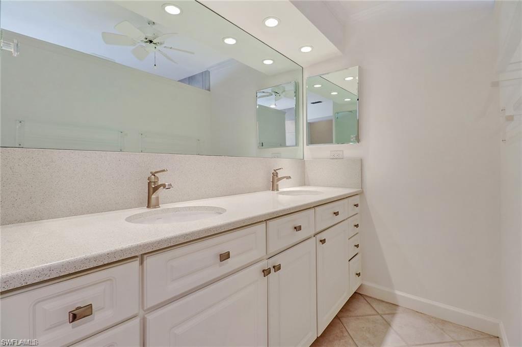810 Reef Point Circle Naples, FL 34108 - Photo 19 of 33 Gallery Image 19