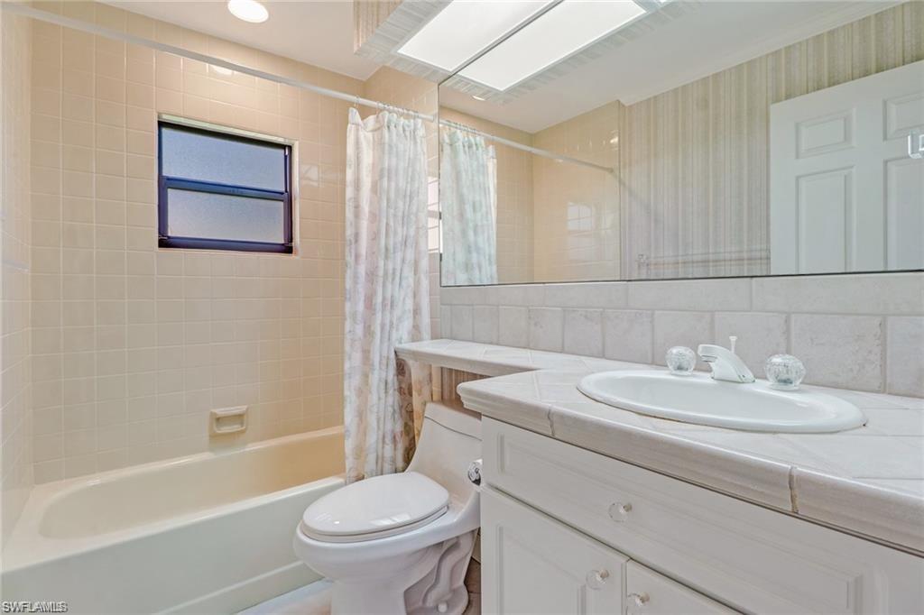810 Reef Point Circle Naples, FL 34108 - Photo 20 of 33 Gallery Image 20
