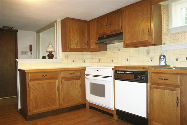 75 A F Putnam Road Charlton, MA 01507 - Photo 9 of 25 Gallery Image 9