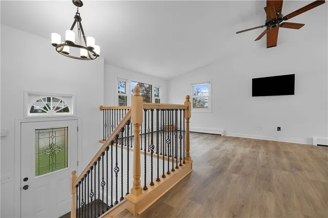 $425,000 | 5 Ichabod Lane, Westerly, RI 02891