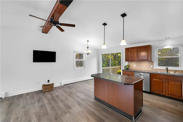 $425,000 | 5 Ichabod Lane, Westerly, RI 02891