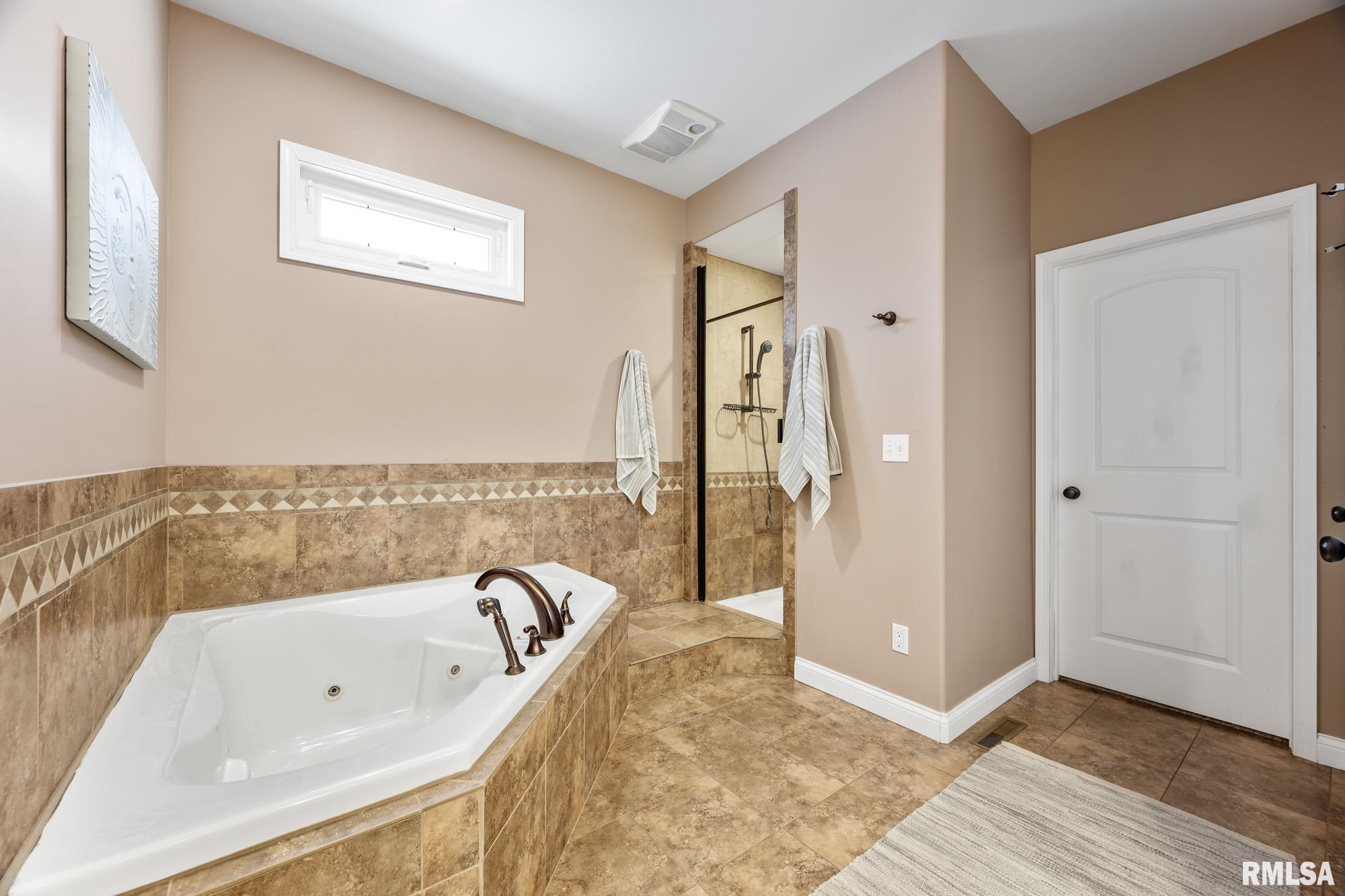 11015 North Country Ridge Lane Dunlap, IL 61525 - Photo 23 of 58 Gallery Image 23