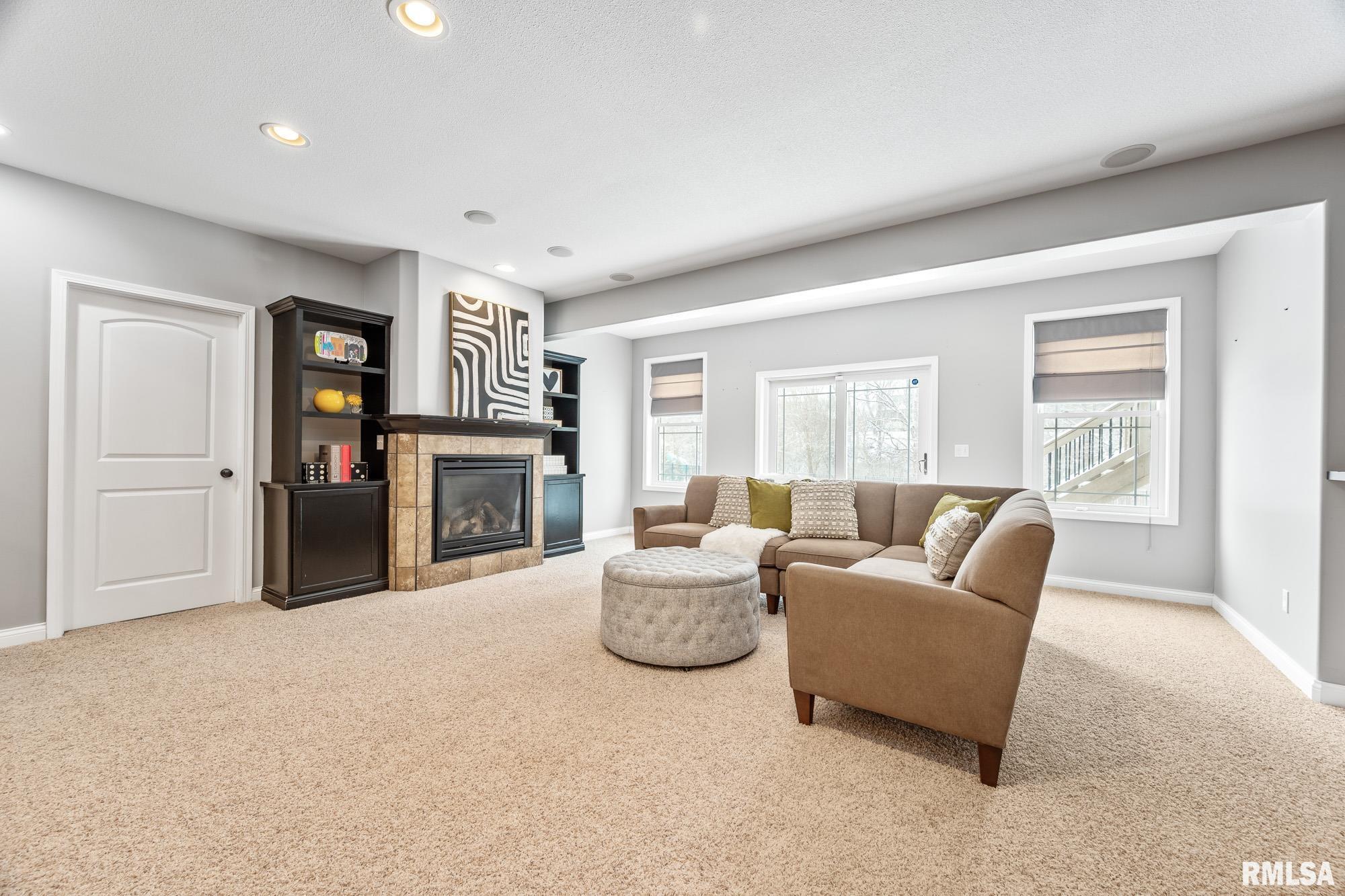 11015 North Country Ridge Lane Dunlap, IL 61525 - Photo 33 of 58 Gallery Image 33