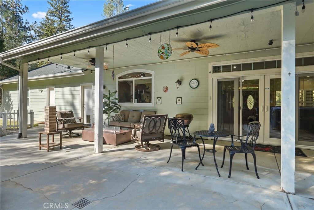 39367 Pine Ridge Road Oakhurst, CA 93644 - Photo 31 of 45
