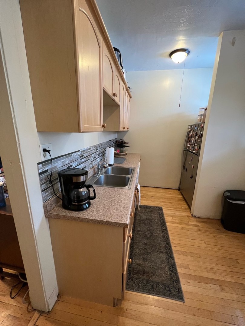 1516 West Addison Street, Unit 1W Chicago, IL 60613 - Photo 11 of 14