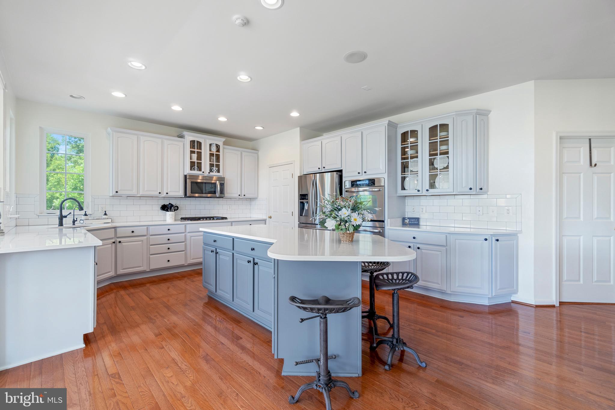 4650 Spring Run Road Warrenton, VA 20187 - Photo 17 of 58 Gourmet Kitchen with Island