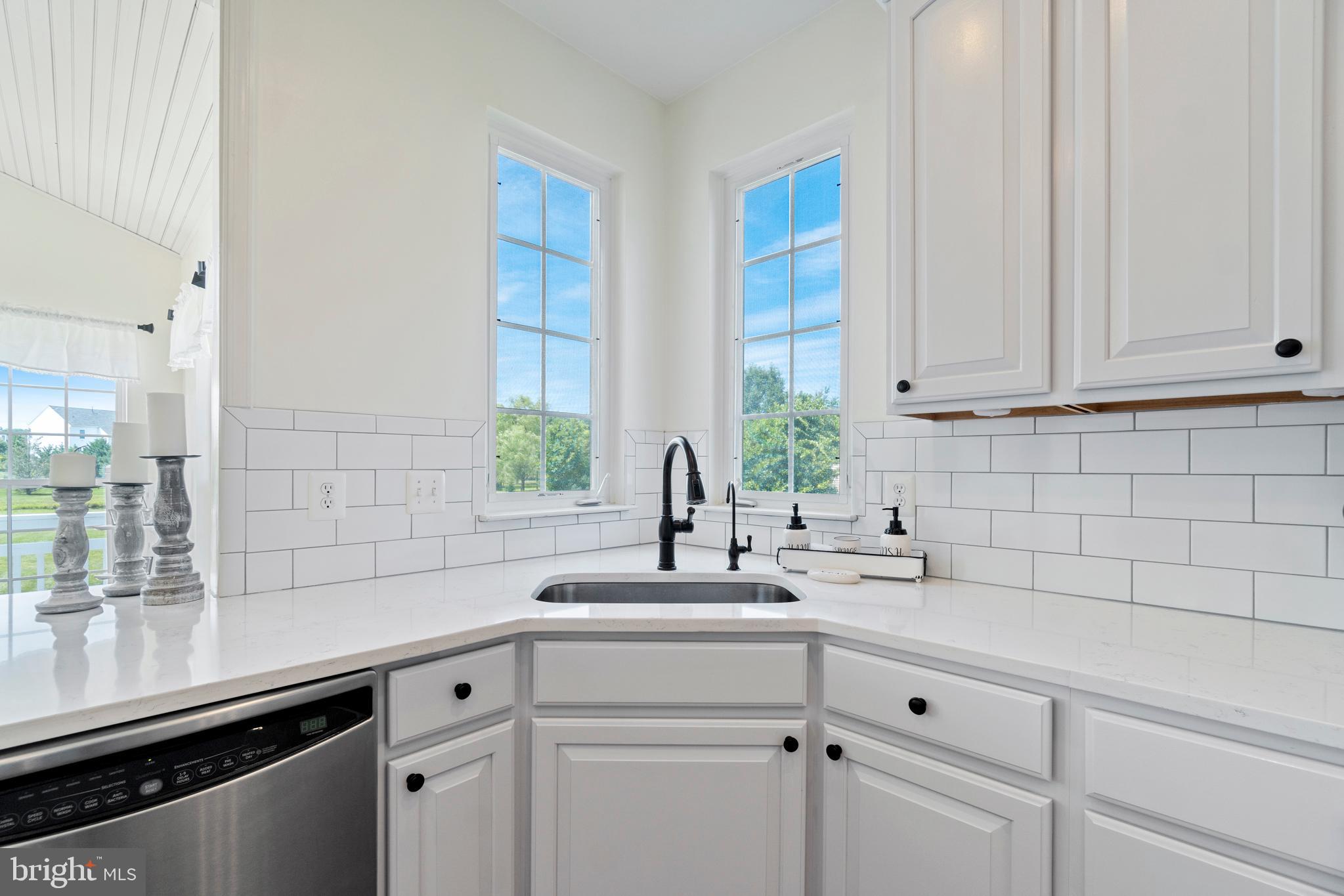 4650 Spring Run Road Warrenton, VA 20187 - Photo 18 of 58 Kitchen Backsplash Detail