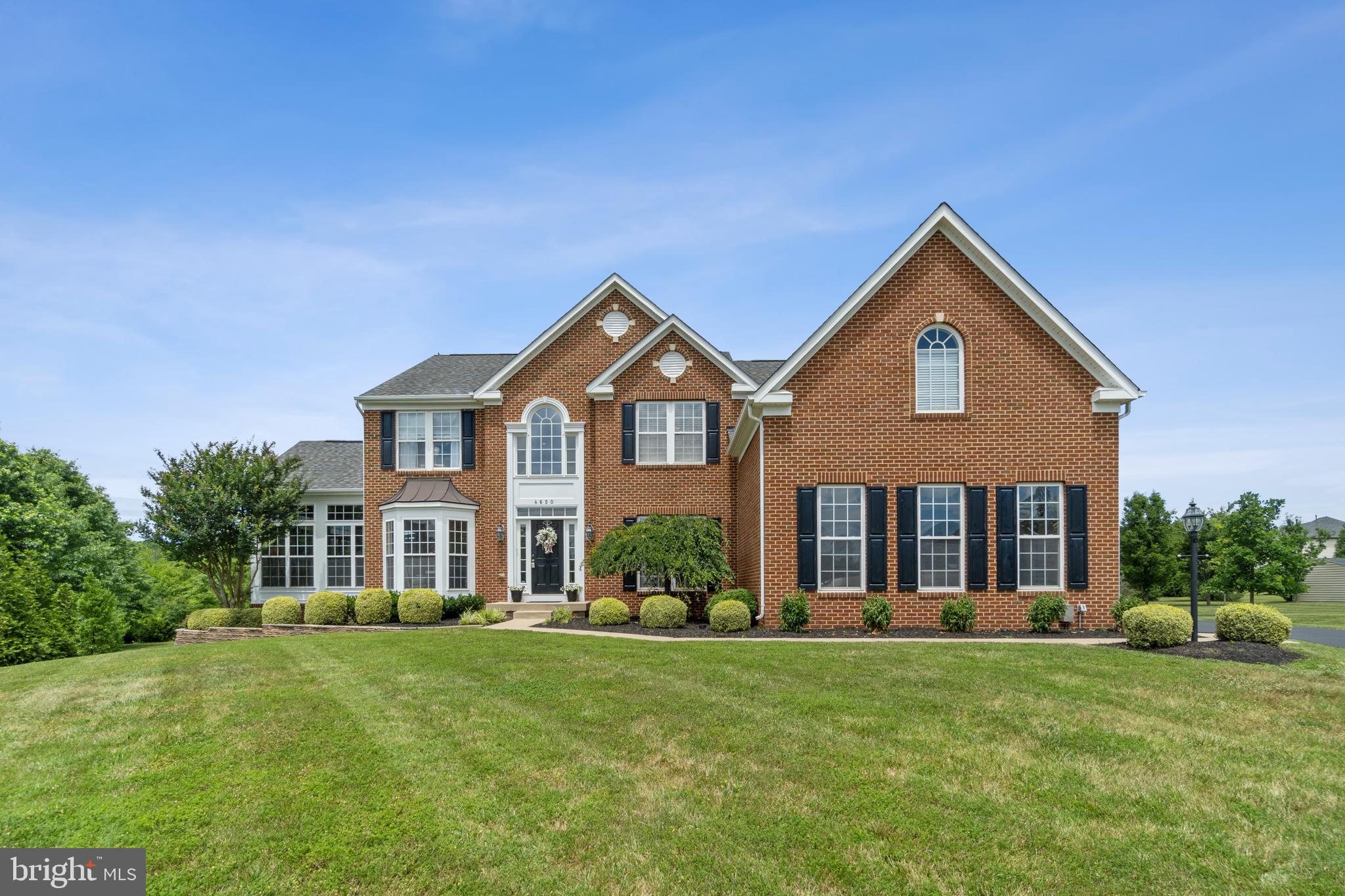 4650 Spring Run Road Warrenton, VA 20187 - Photo 2 of 58 Front View of Home Located on Quiet Cul-du-sac.