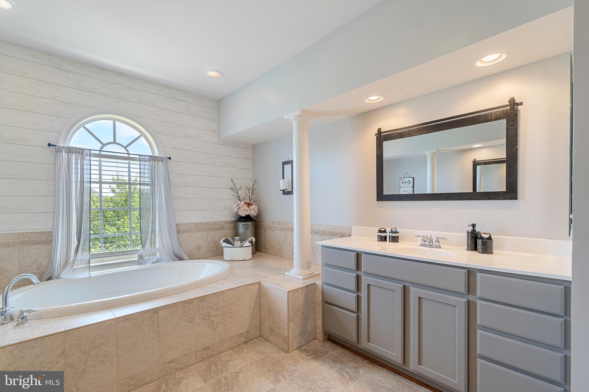 4650 Spring Run Road Warrenton, VA 20187 - Photo 27 of 58 Primary Bathroom