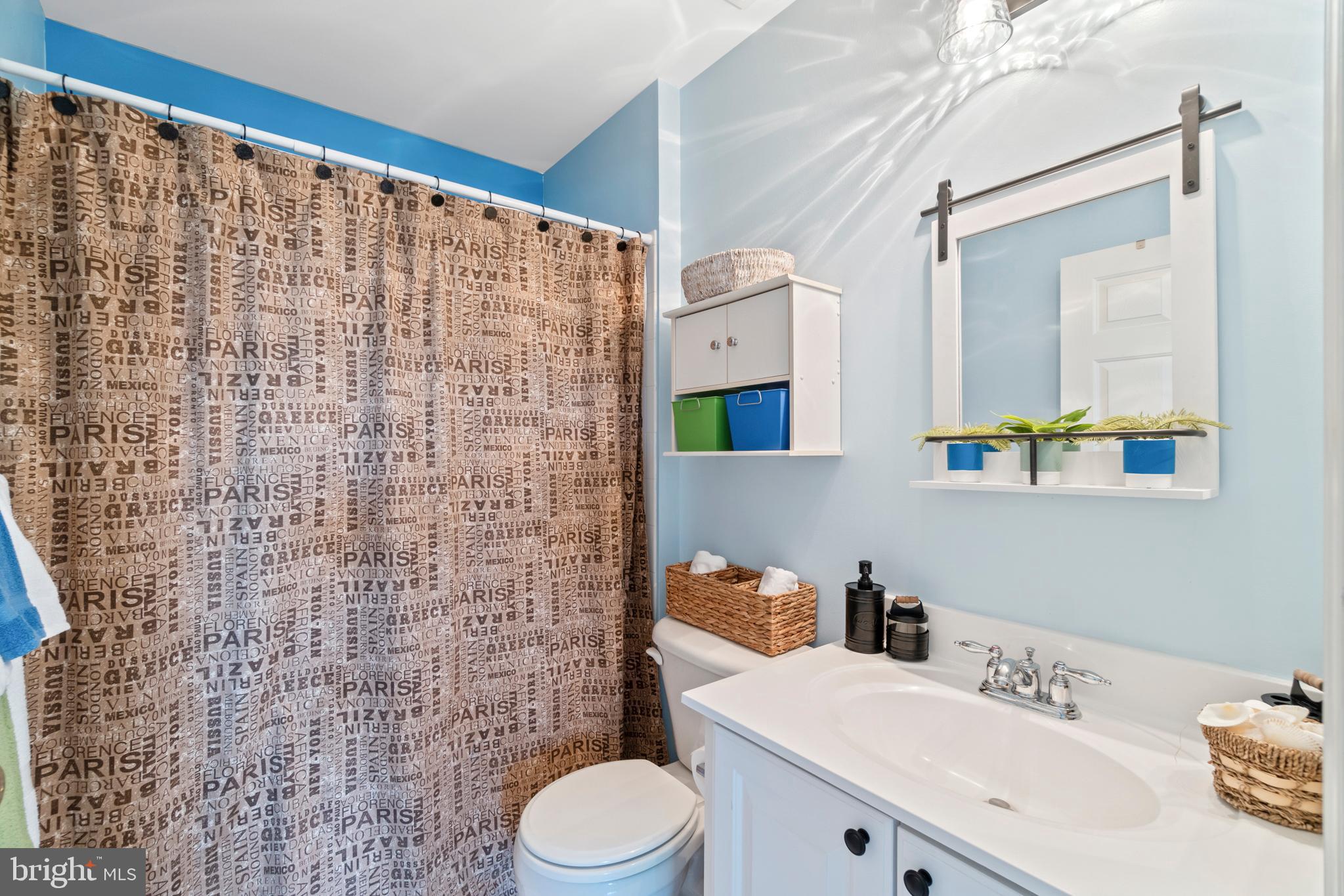 4650 Spring Run Road Warrenton, VA 20187 - Photo 31 of 58 EnSuite Bathroom 2