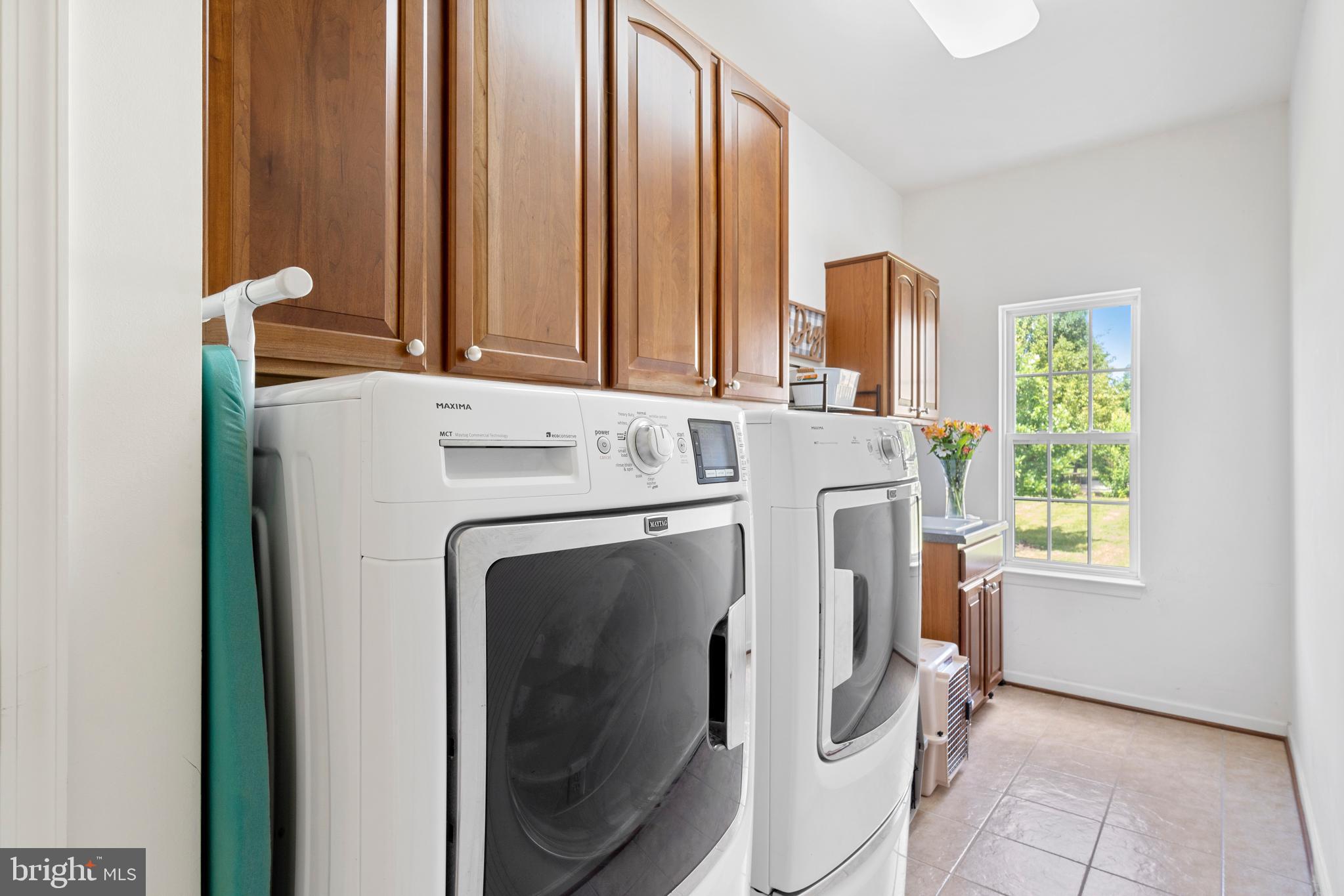 4650 Spring Run Road Warrenton, VA 20187 - Photo 45 of 58 Main Level Laundry