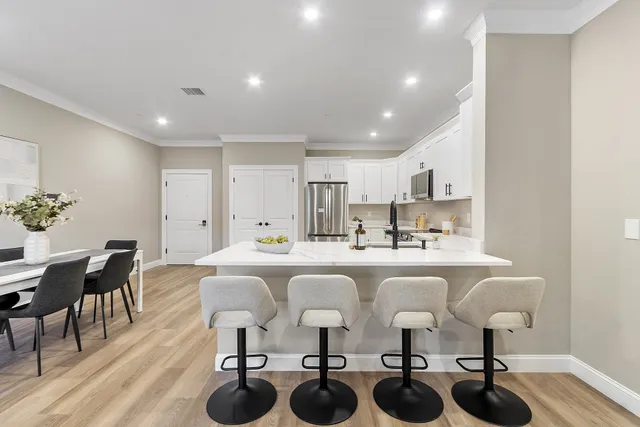 $499,900 | 10100 South Willow Street, Unit 313, Manchester, NH 03109