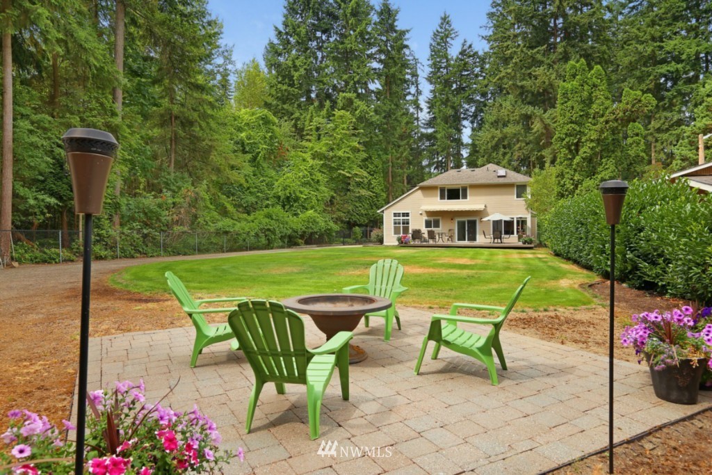 23431 45th Avenue Southeast Bothell, WA 98021 - Photo 18 of 20