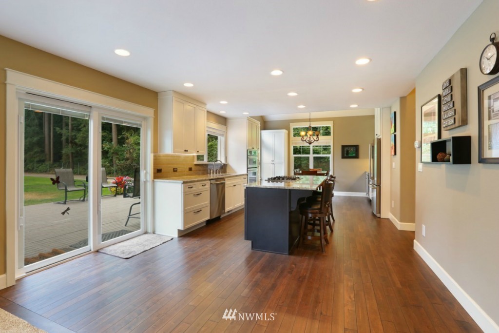 23431 45th Avenue Southeast Bothell, WA 98021 - Photo 4 of 20