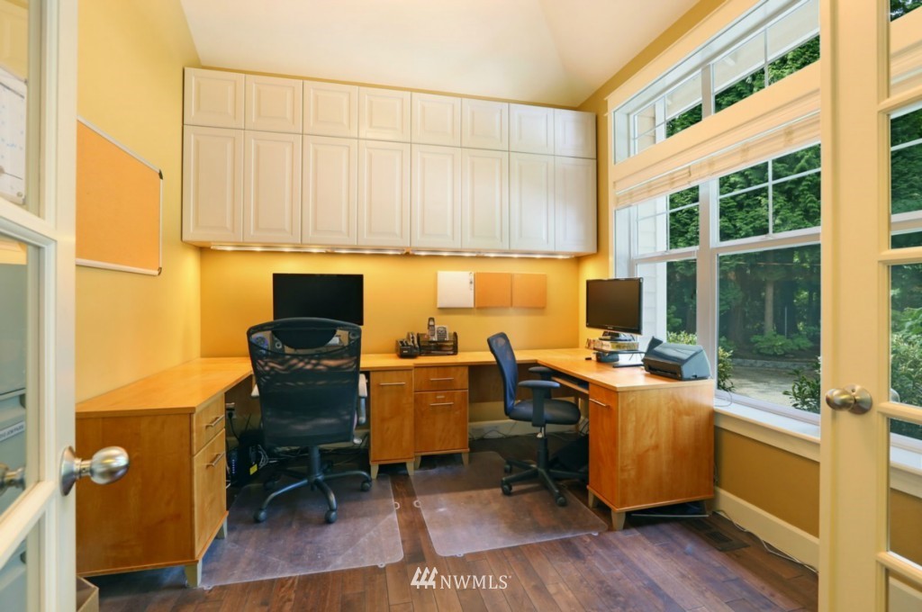 23431 45th Avenue Southeast Bothell, WA 98021 - Photo 7 of 20