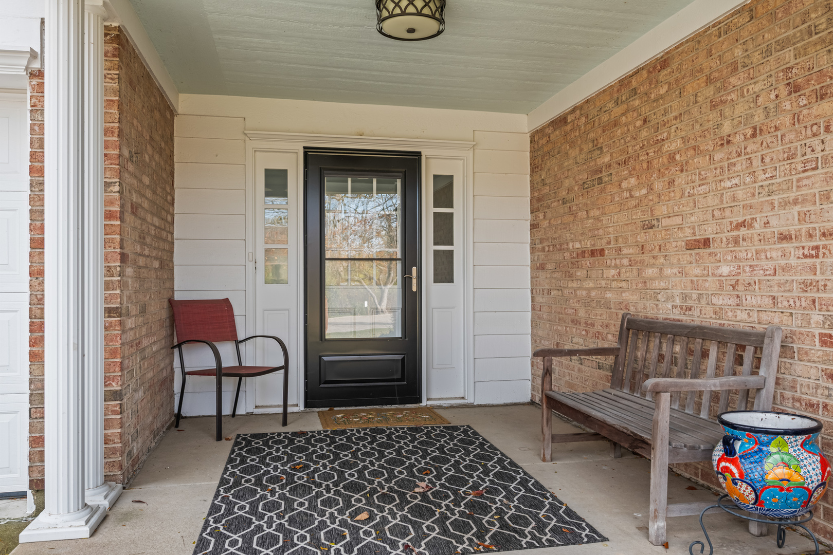 145 Rivershire Lane Lincolnshire, IL 60069 - Photo 3 of 25