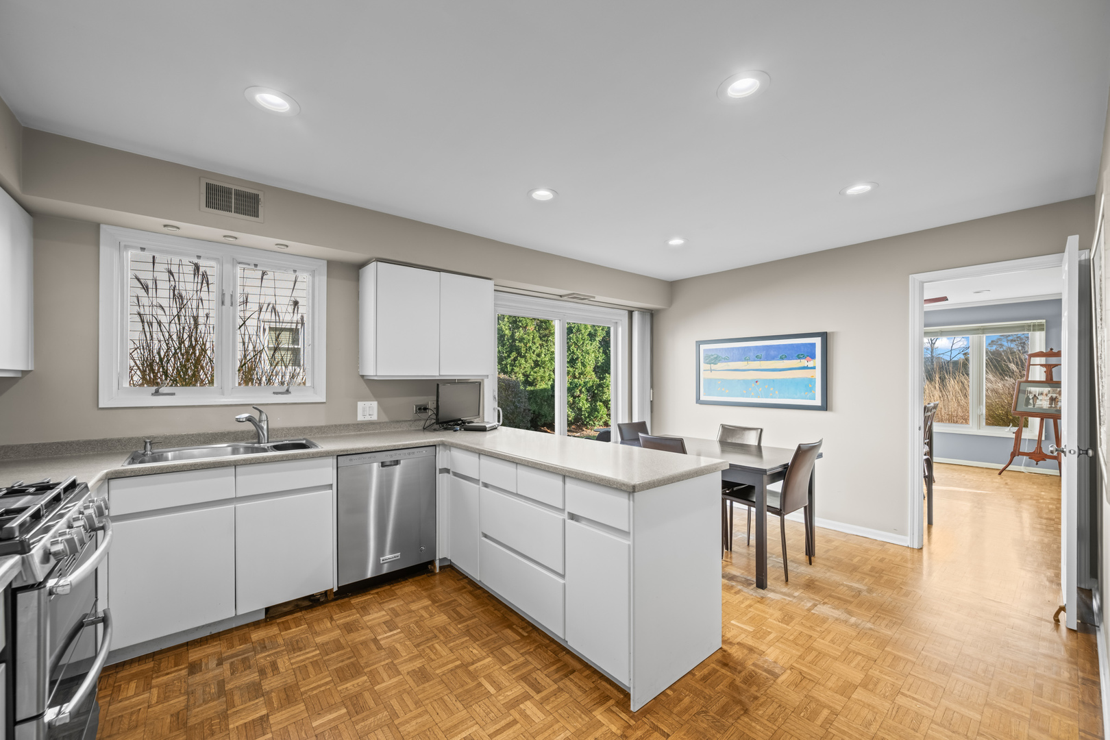 145 Rivershire Lane Lincolnshire, IL 60069 - Photo 8 of 25