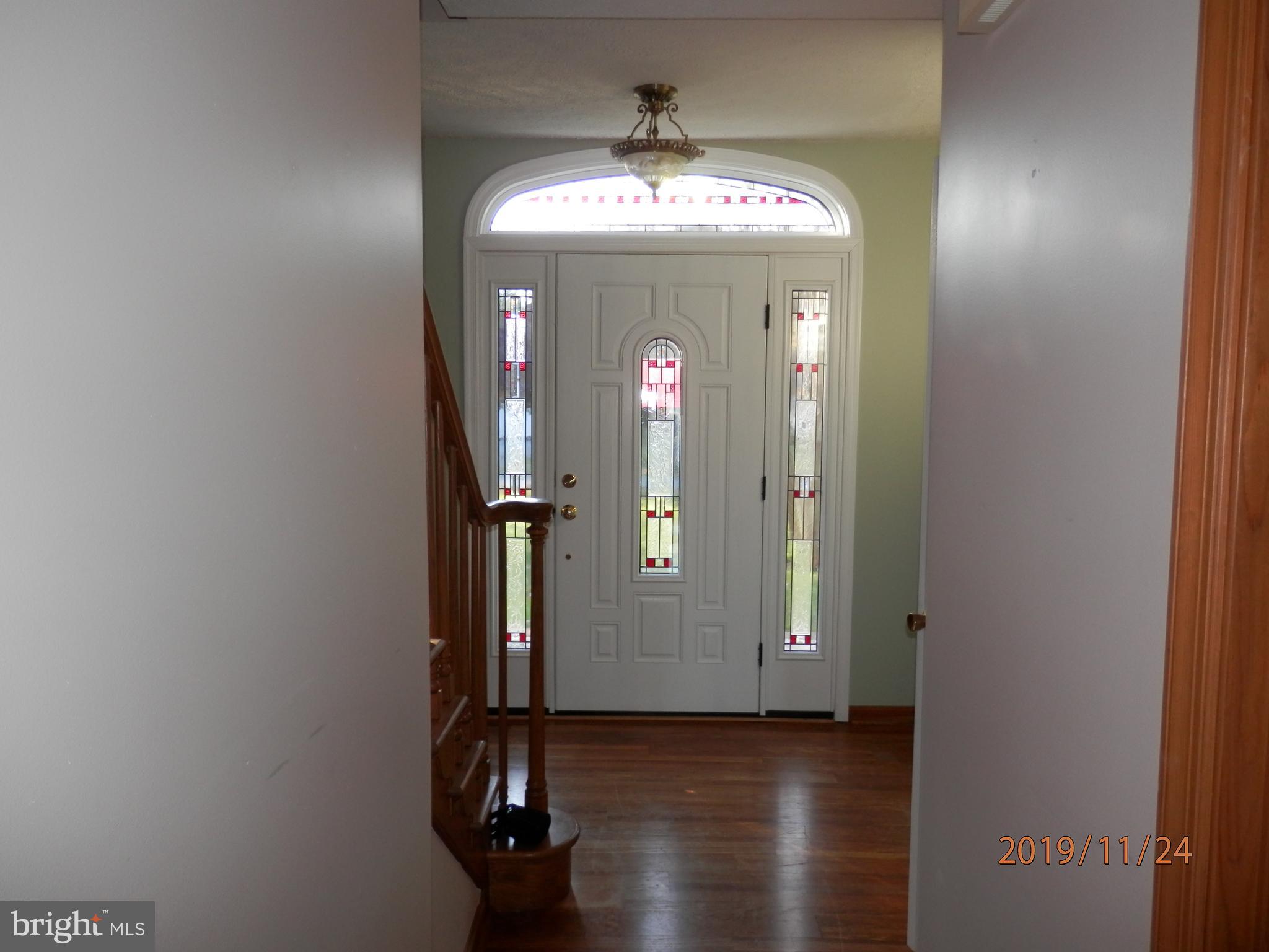 133 Long Point Road Stevensville, MD 21666 - Photo 2 of 36 Entrance Foyer