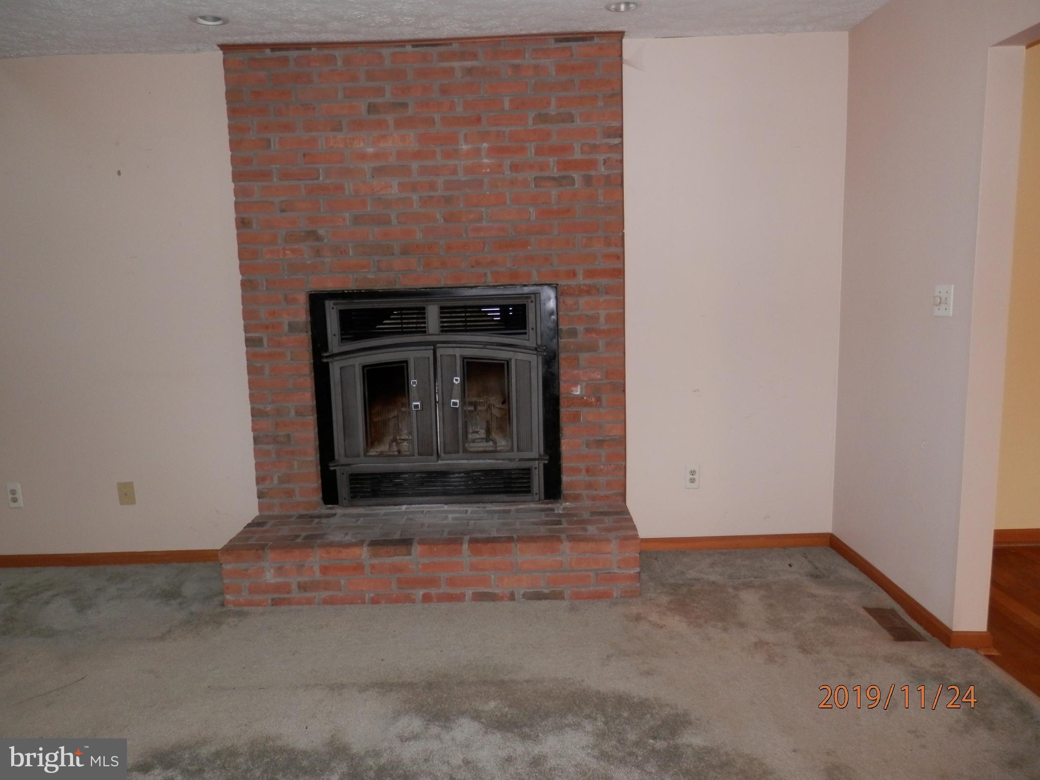 133 Long Point Road Stevensville, MD 21666 - Photo 8 of 36 Family Room fireplace