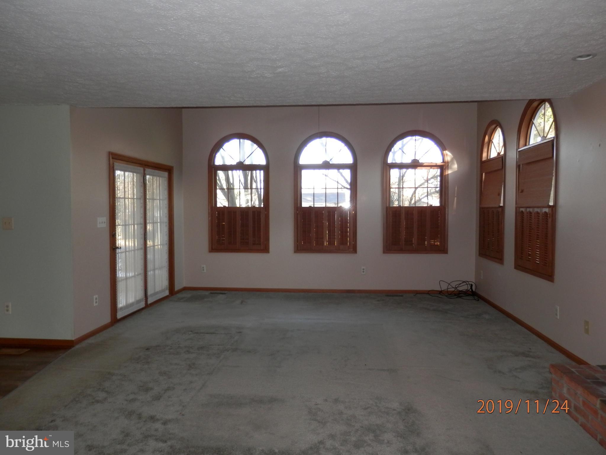 133 Long Point Road Stevensville, MD 21666 - Photo 9 of 36 Family Room