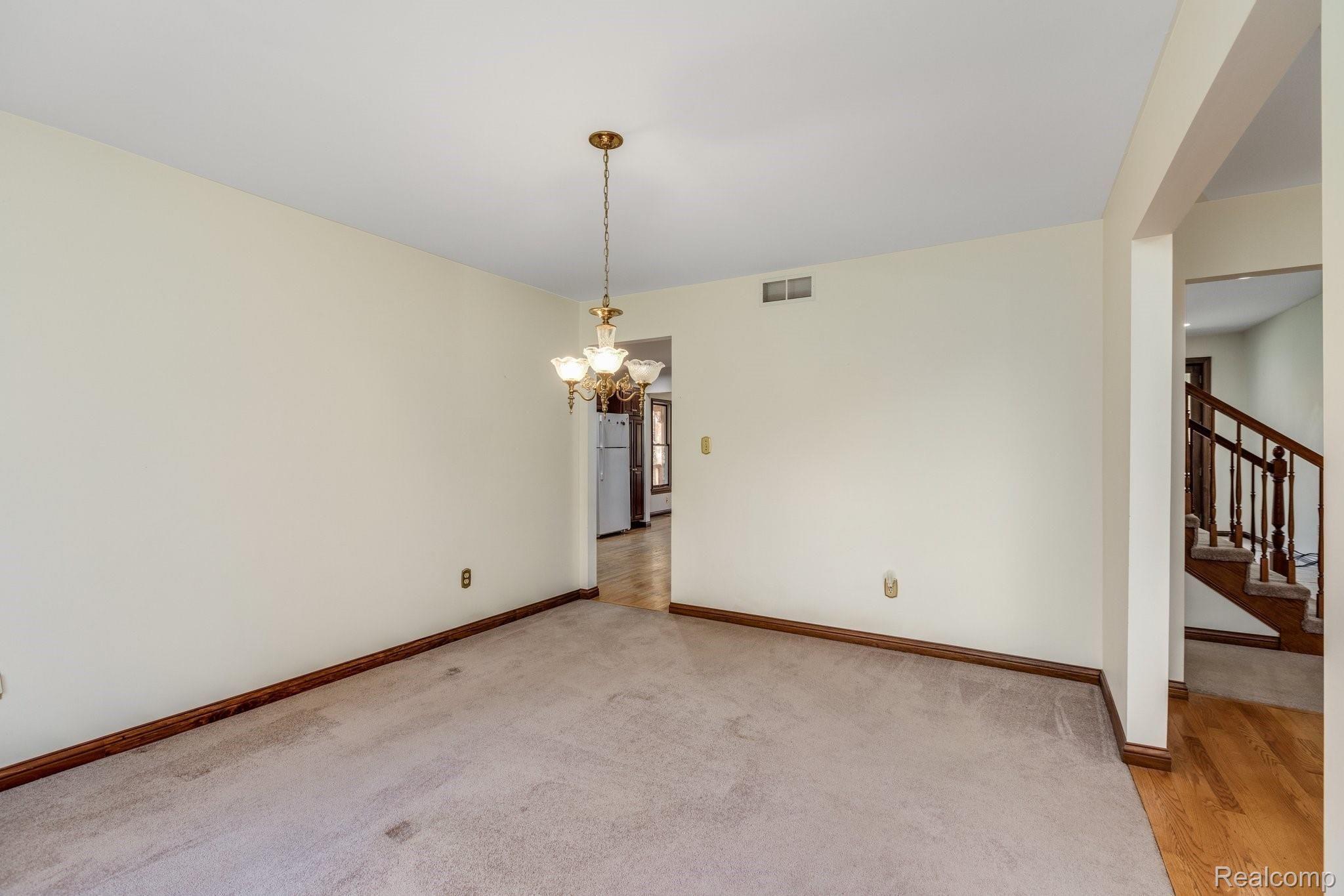 5490 Blood Road Metamora, MI 48455 - Photo 8 of 39 Dining Room