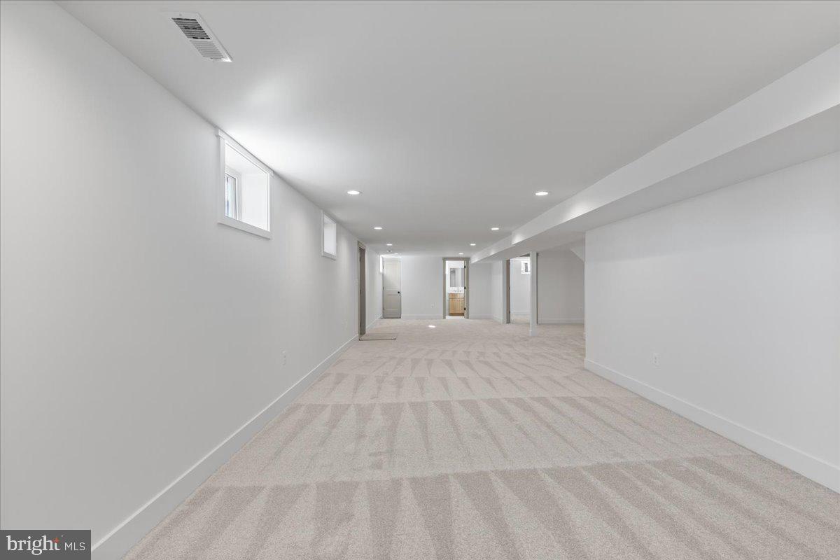 34358 Bloomfield Road Bluemont, VA 20135 - Photo 36 of 53 Gallery Image 36