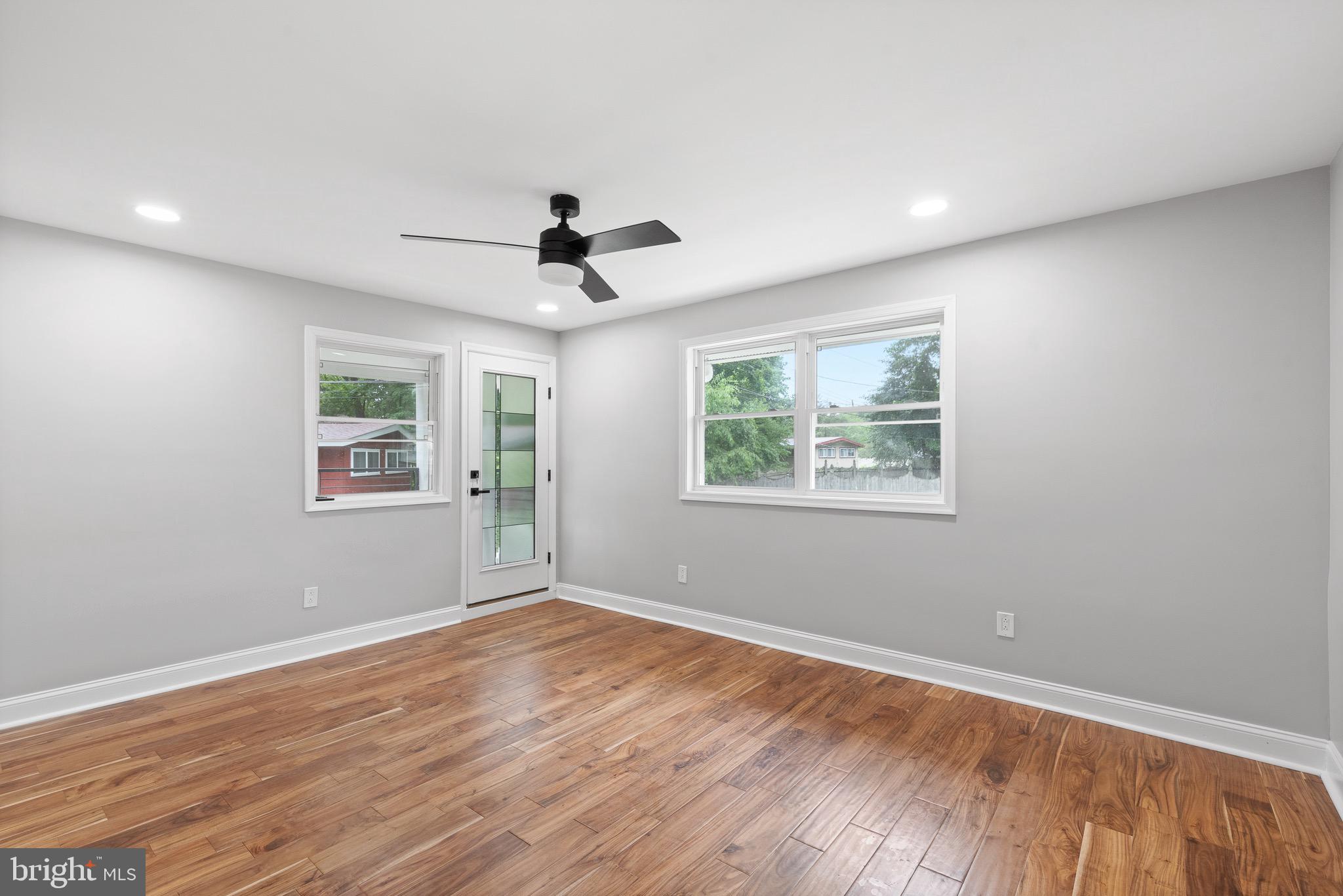 111 Yew Road Cheltenham, PA 19012 - Photo 20 of 38
