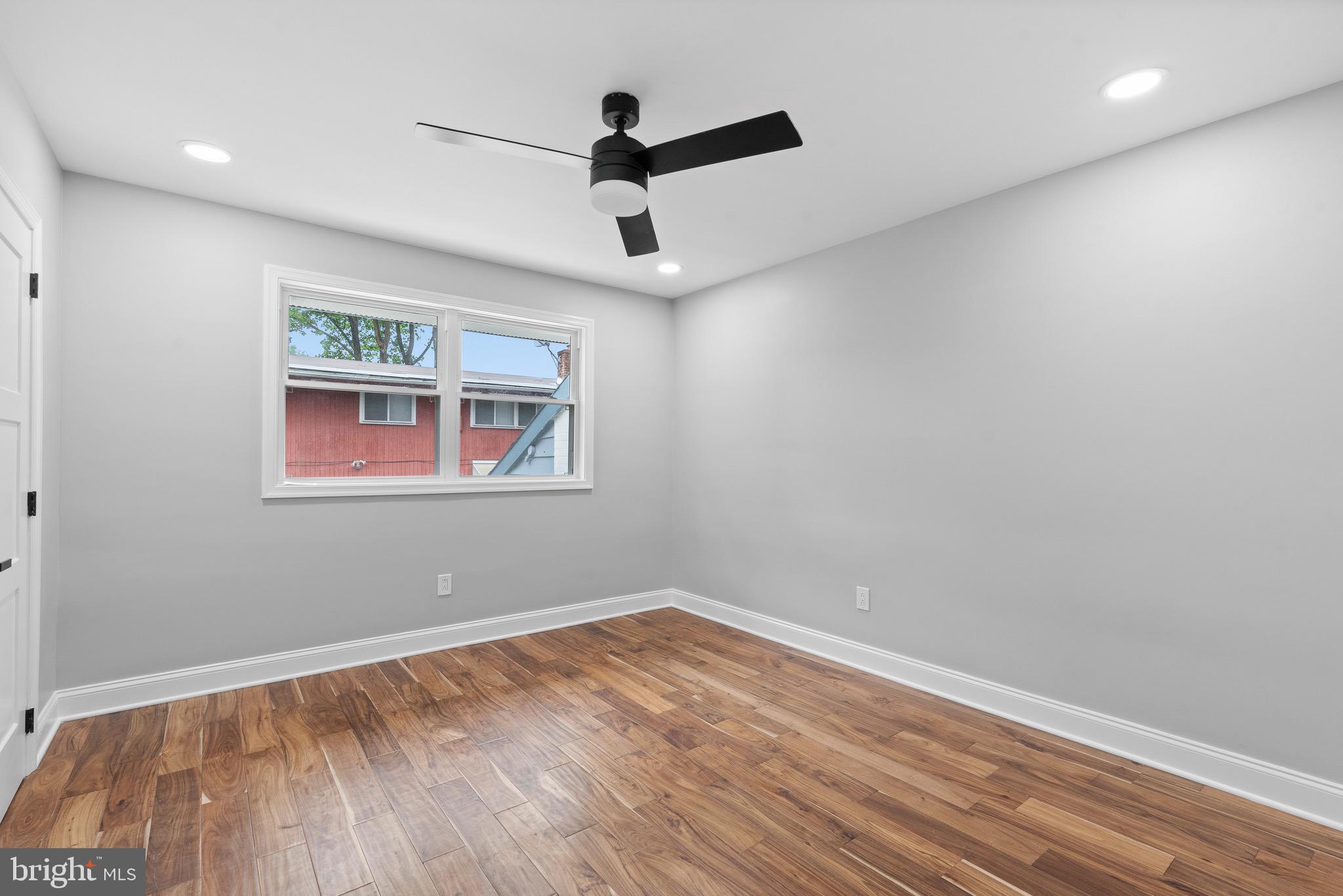 111 Yew Road Cheltenham, PA 19012 - Photo 22 of 38