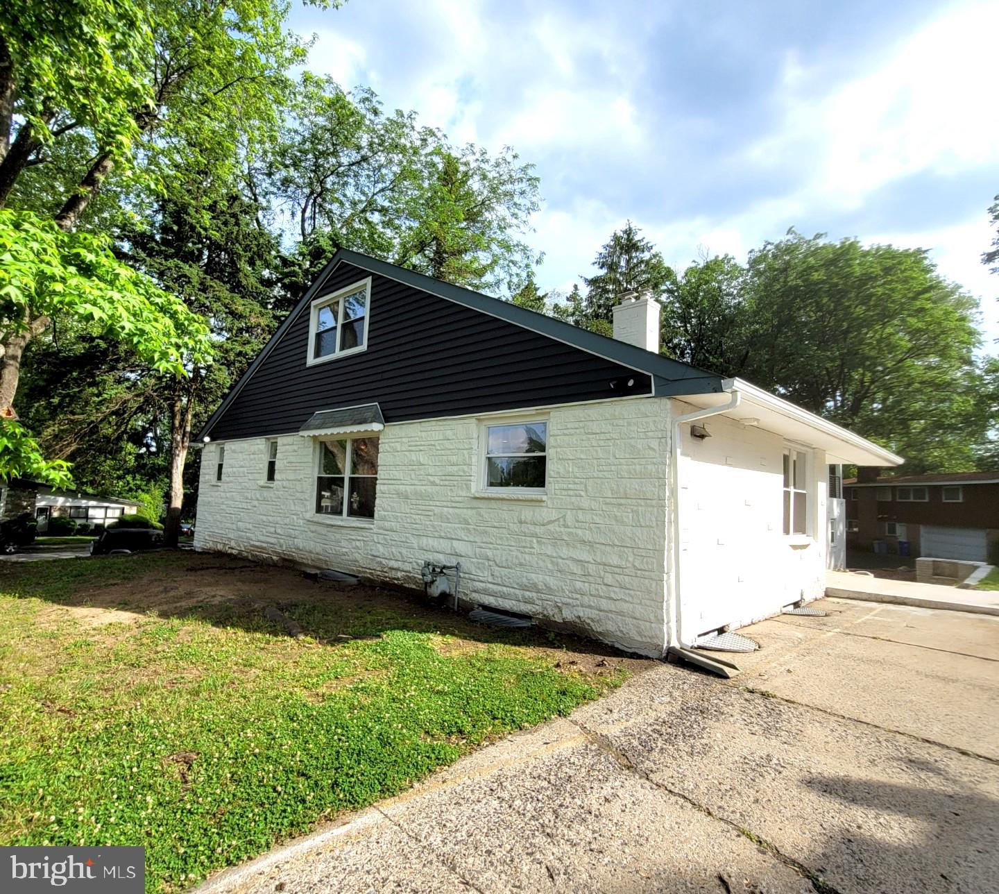 111 Yew Road Cheltenham, PA 19012 - Photo 38 of 38