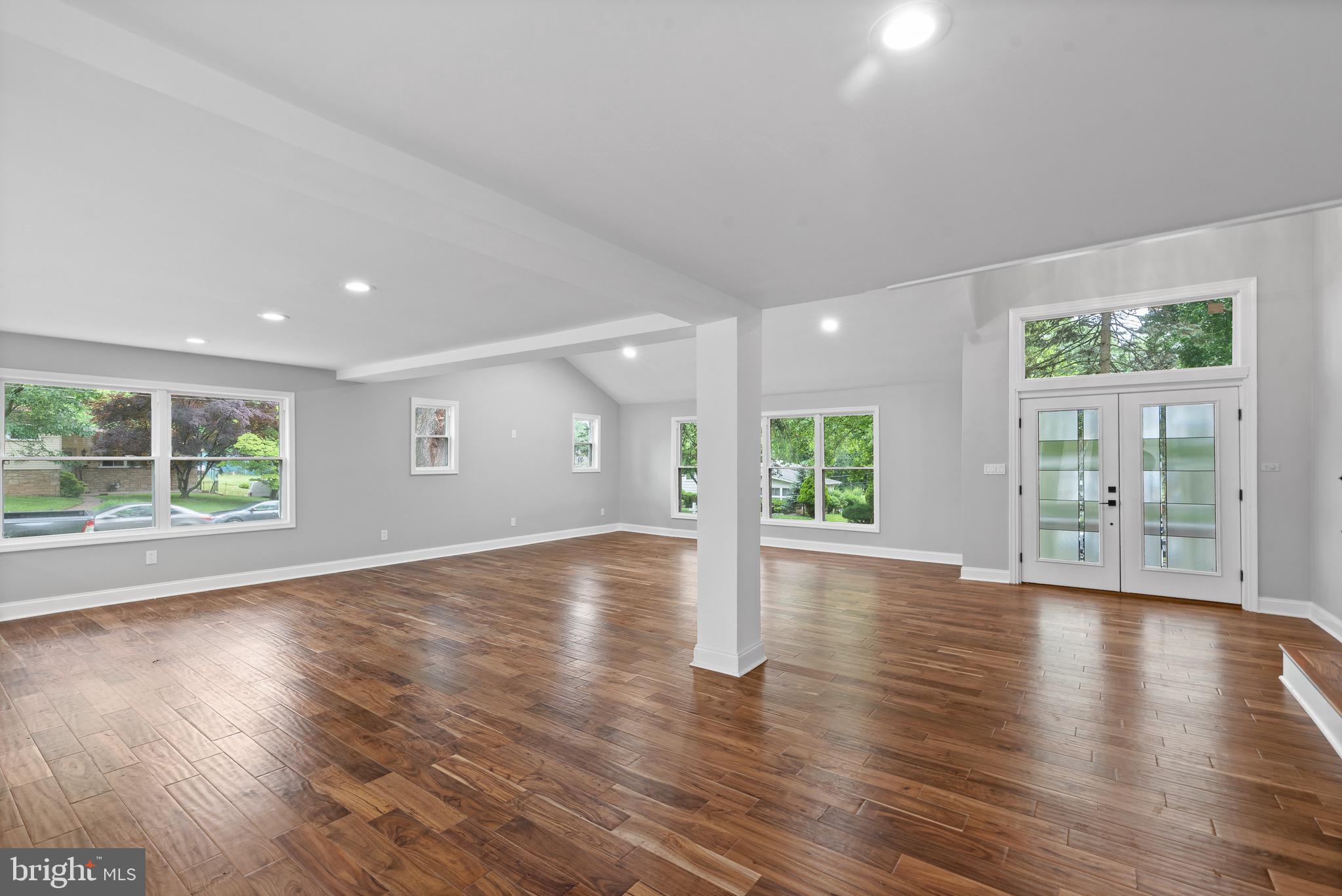 111 Yew Road Cheltenham, PA 19012 - Photo 6 of 38