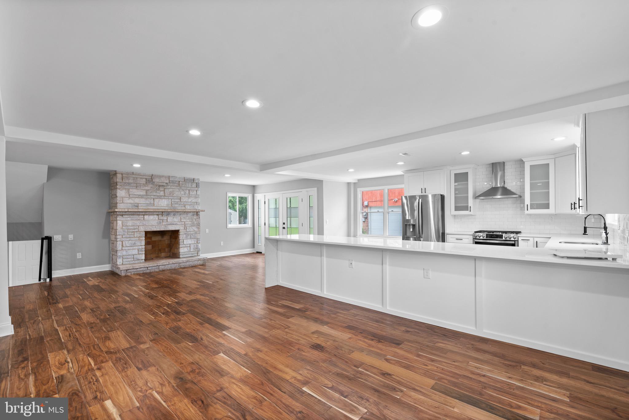 111 Yew Road Cheltenham, PA 19012 - Photo 8 of 38