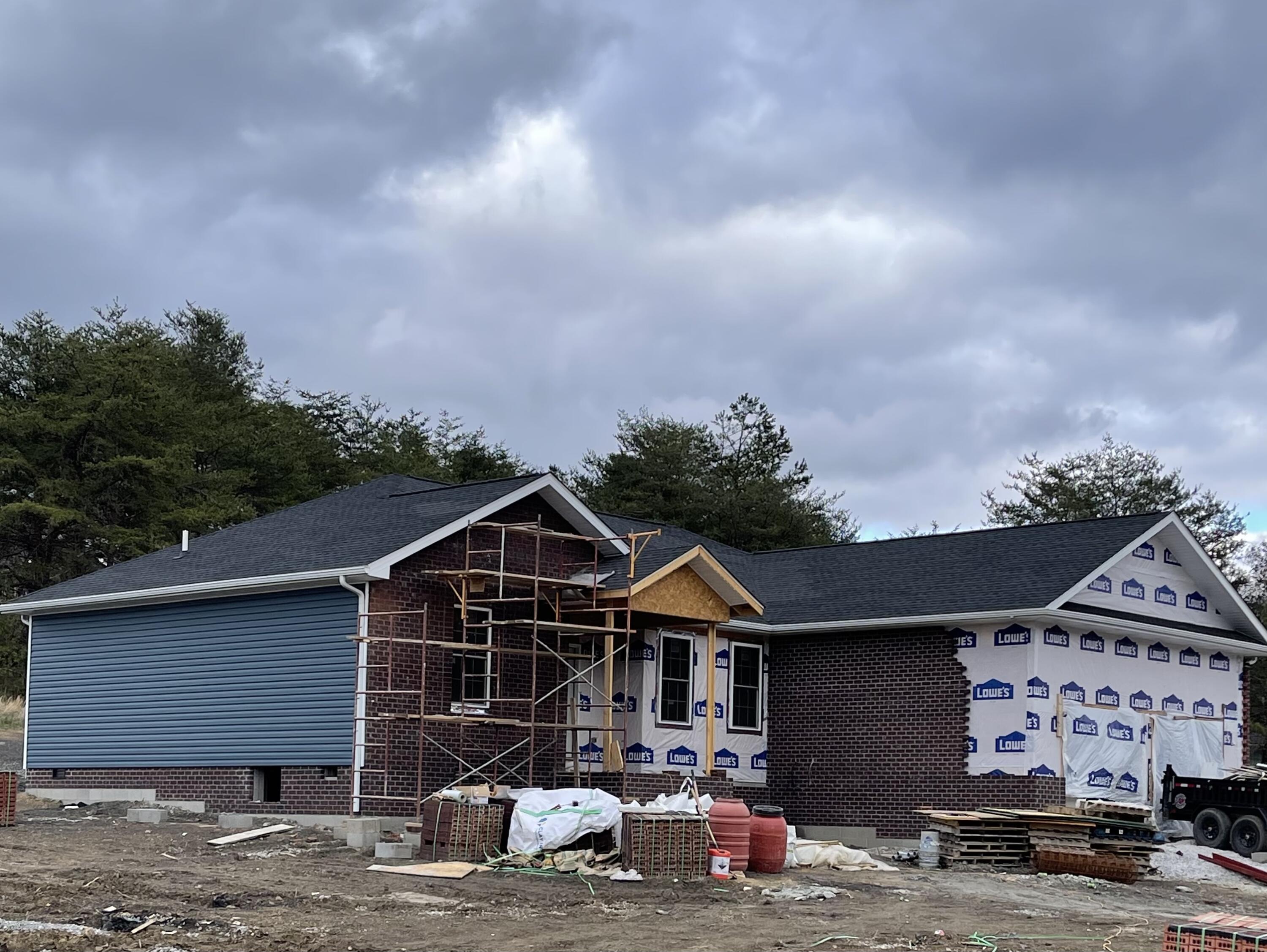 744 Fawn Valley Road Corbin, KY 40701 - Photo 2 of 14 0ECD3A15-9FB9-40D9-BCBA-A0574DF0077B