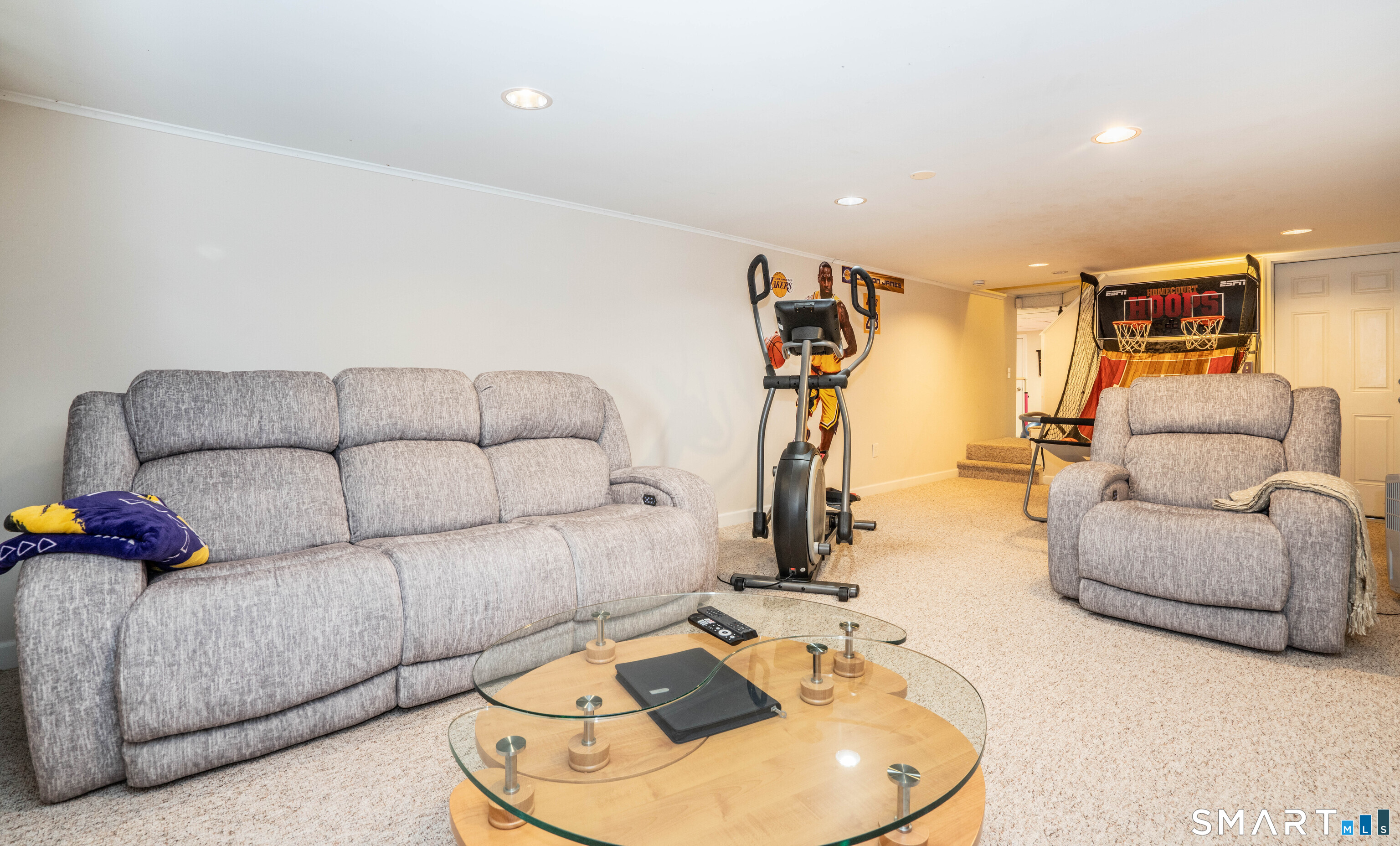 98 Colony Road West Hartford, CT 06117 - Photo 32 of 40