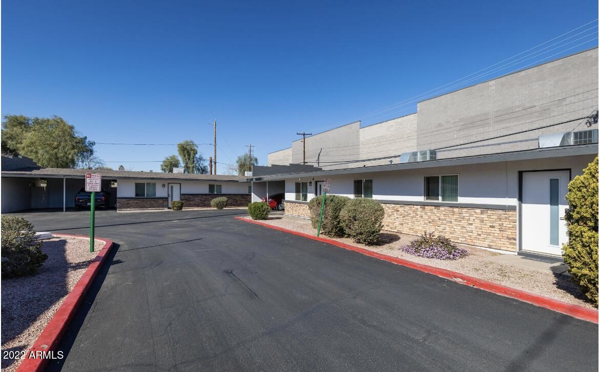 2020 West Hayward Avenue, Unit 21 Phoenix, AZ 85021 - Photo 10 of 13 a front view of building with street