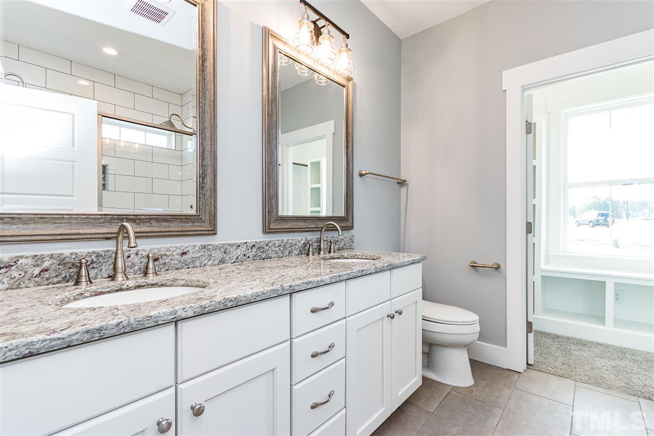 118 Reed Dr. Zebulon, NC 27597 - Photo 11 of 29 Gallery Image 11