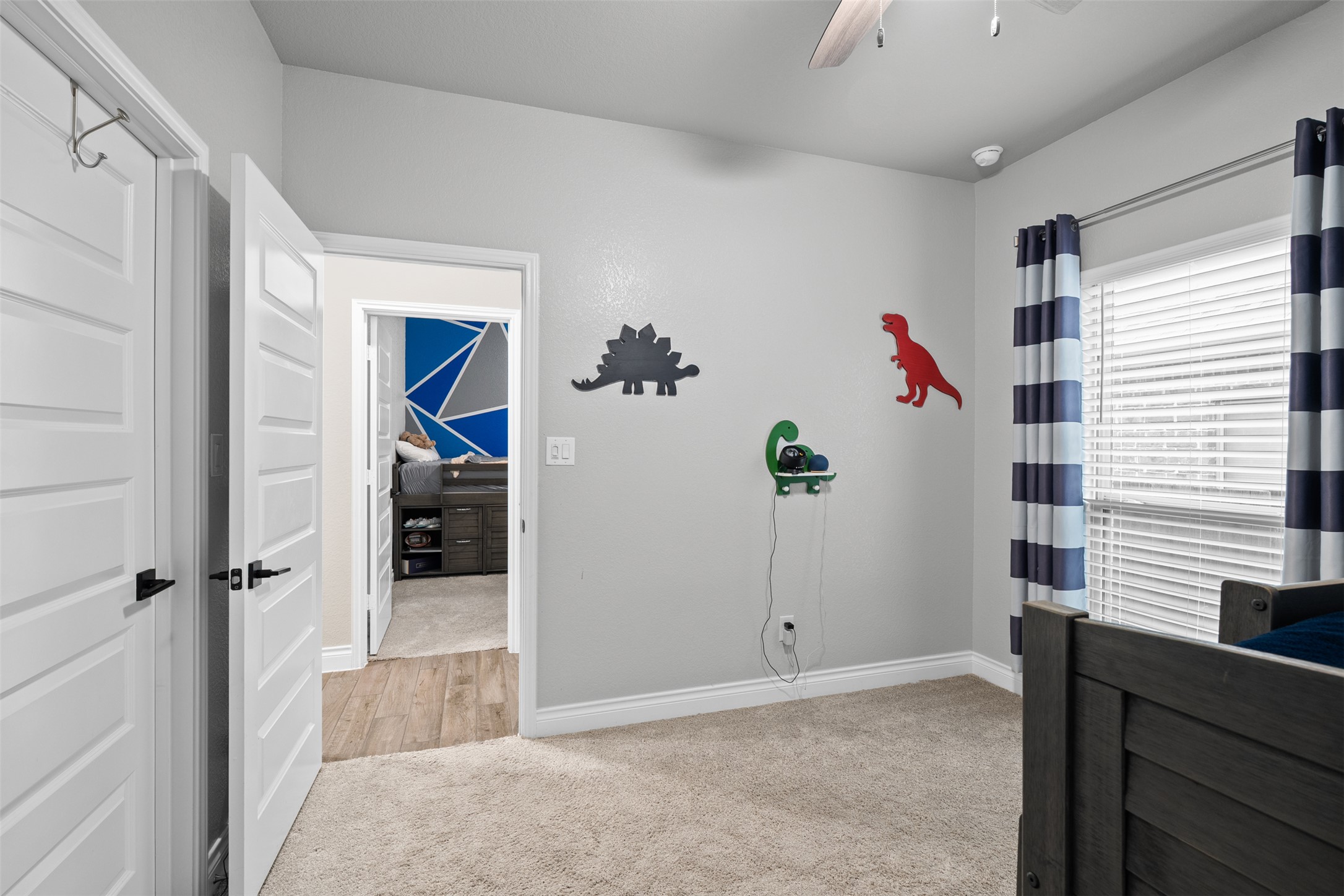 341 Pisa Lane Georgetown, TX 78628 - Photo 25 of 31 a view of a hallway and a livingroom