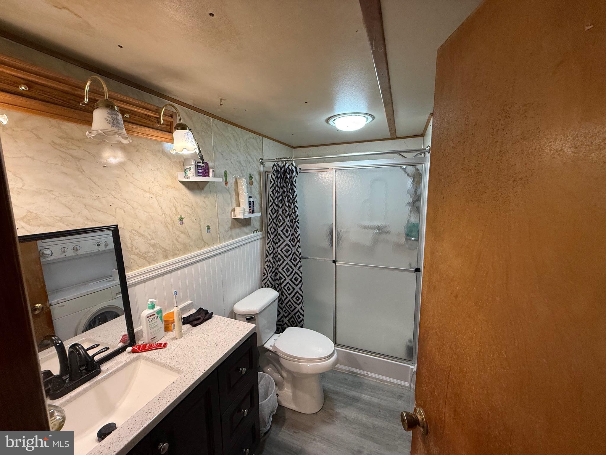 11 David Drive Lebanon, PA 17046 - Photo 11 of 20 Bathroom