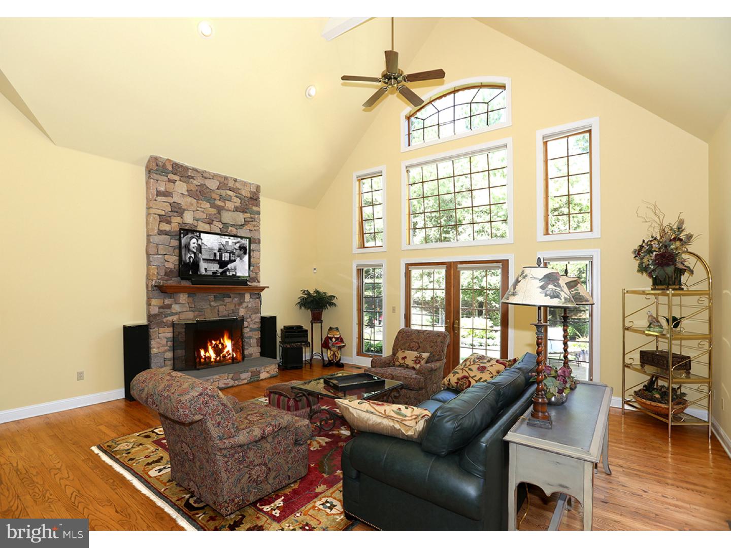 4078 Spring Valley Road Doylestown, PA 18902 - Photo 11 of 25