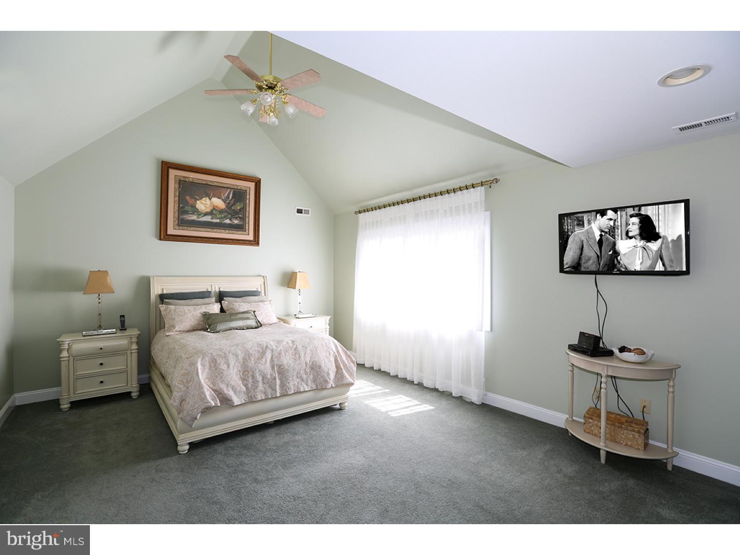 4078 Spring Valley Road Doylestown, PA 18902 - Photo 14 of 25