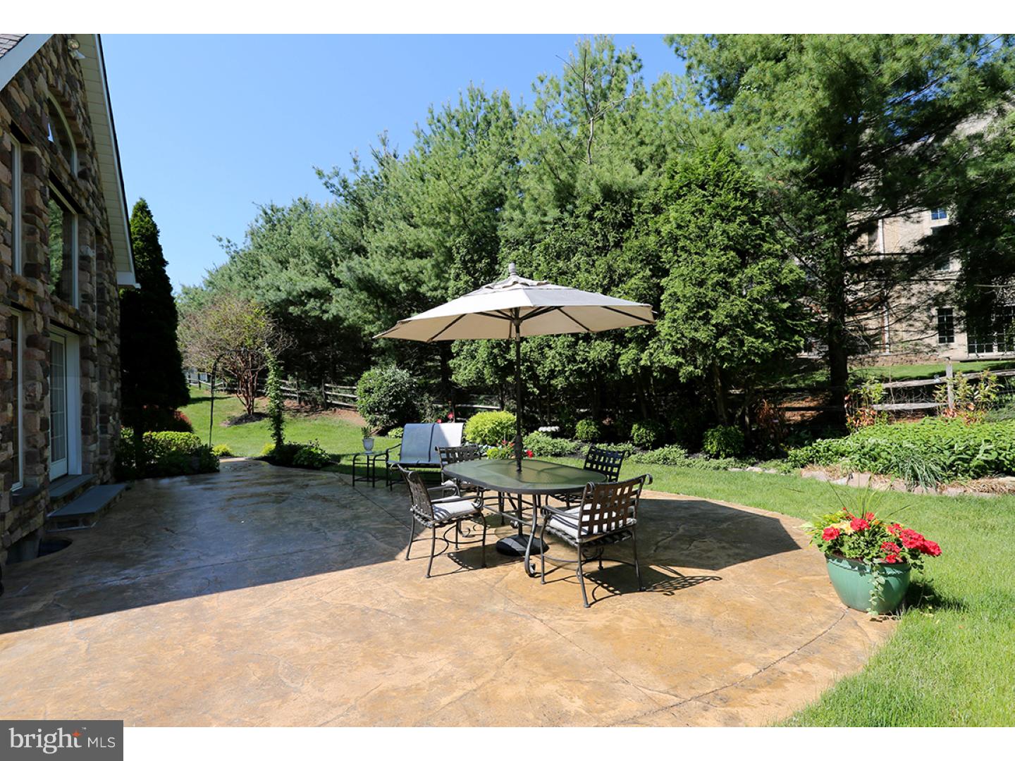 4078 Spring Valley Road Doylestown, PA 18902 - Photo 5 of 25