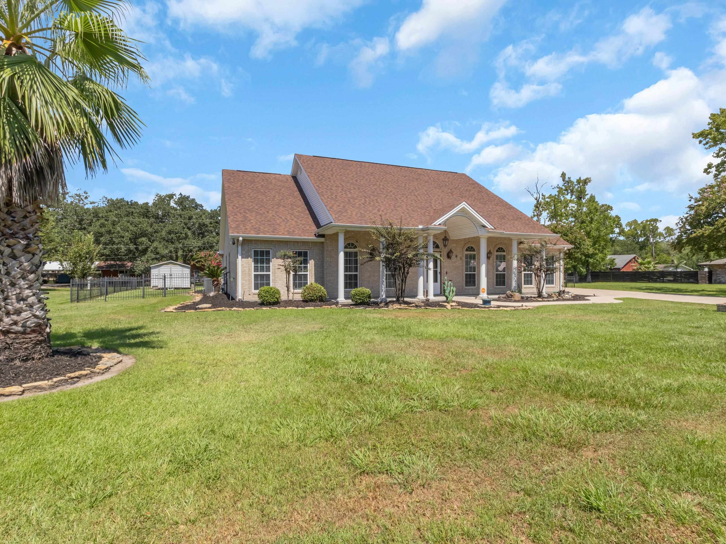 985 Sharp Street Bridge City, TX 77611 - Photo 50 of 50 Gallery Image 50