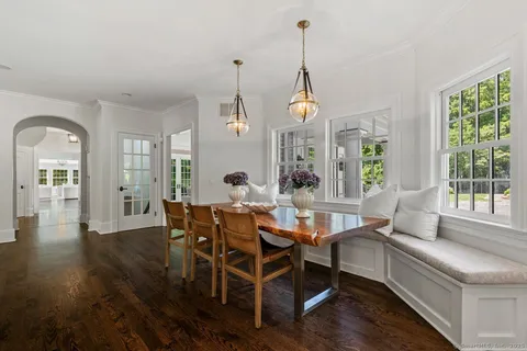 $4,995,000 | 1421 Oenoke Ridge, New Canaan, CT 06840