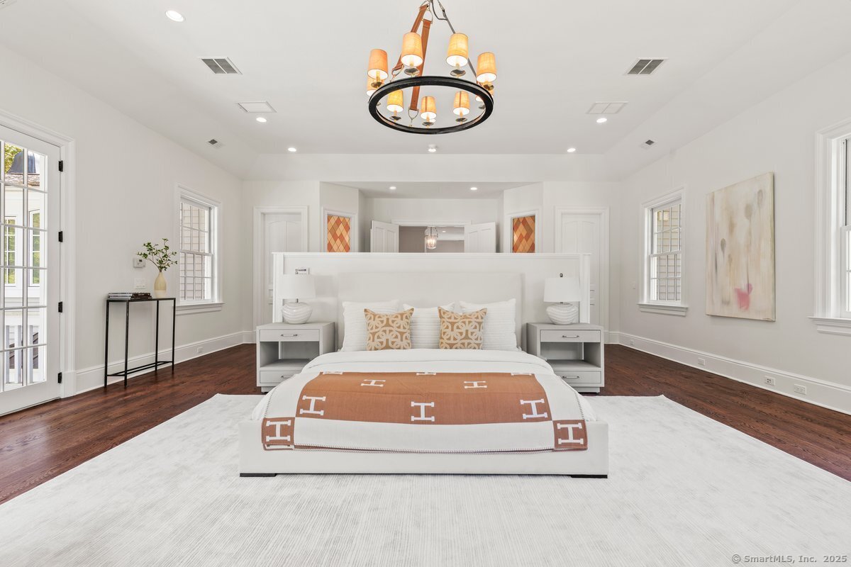 1421 Oenoke Ridge New Canaan, CT 06840 - Photo 19 of 38