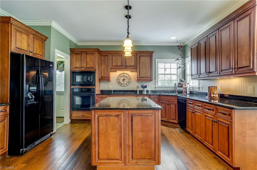 6000 Eaton Road Walnut Cove, NC 27052 - Photo 12 of 30 Gallery Image 12