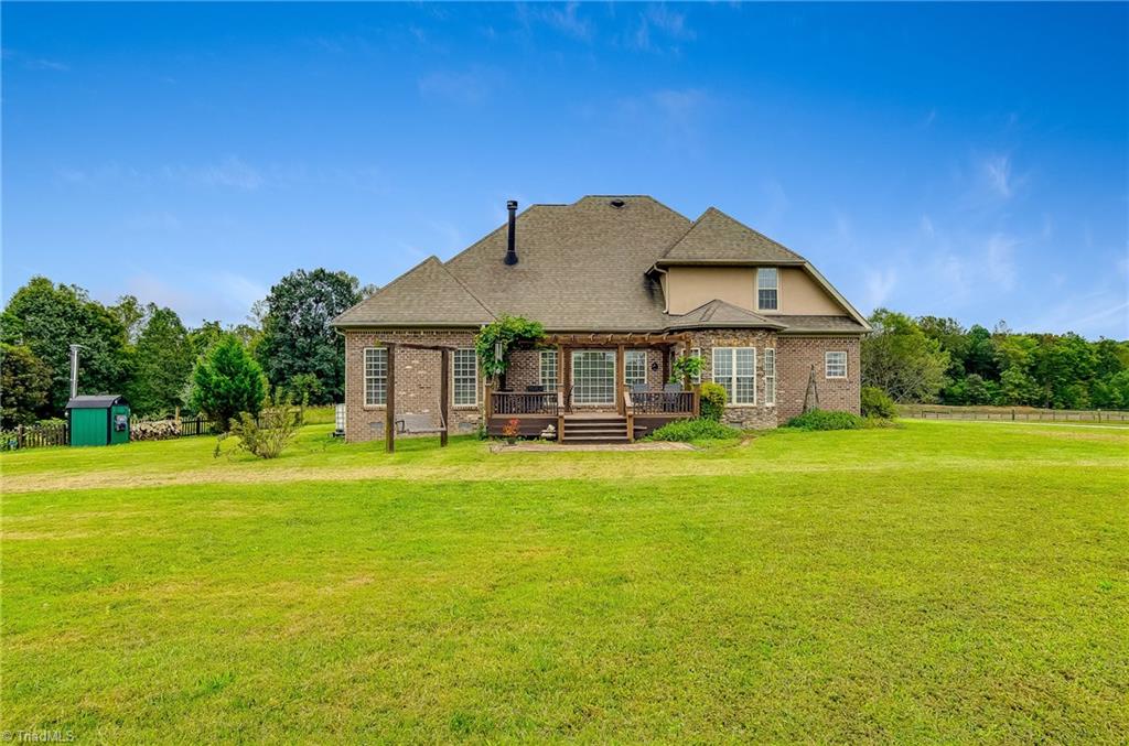 6000 Eaton Road Walnut Cove, NC 27052 - Photo 3 of 30 Gallery Image 3