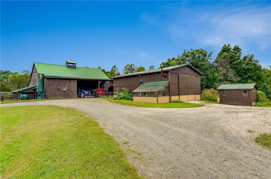 6000 Eaton Road Walnut Cove, NC 27052 - Photo 24 of 30 Gallery Image 24