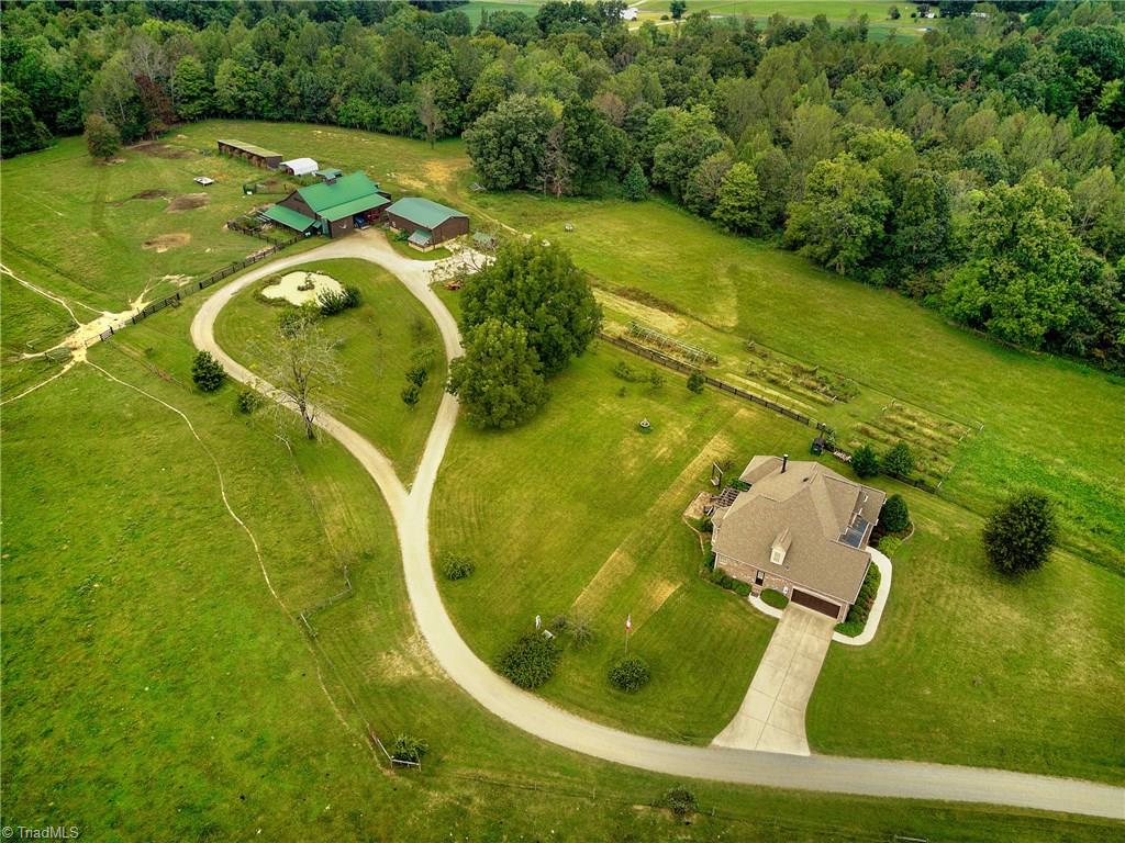 6000 Eaton Road Walnut Cove, NC 27052 - Photo 29 of 30 Gallery Image 29