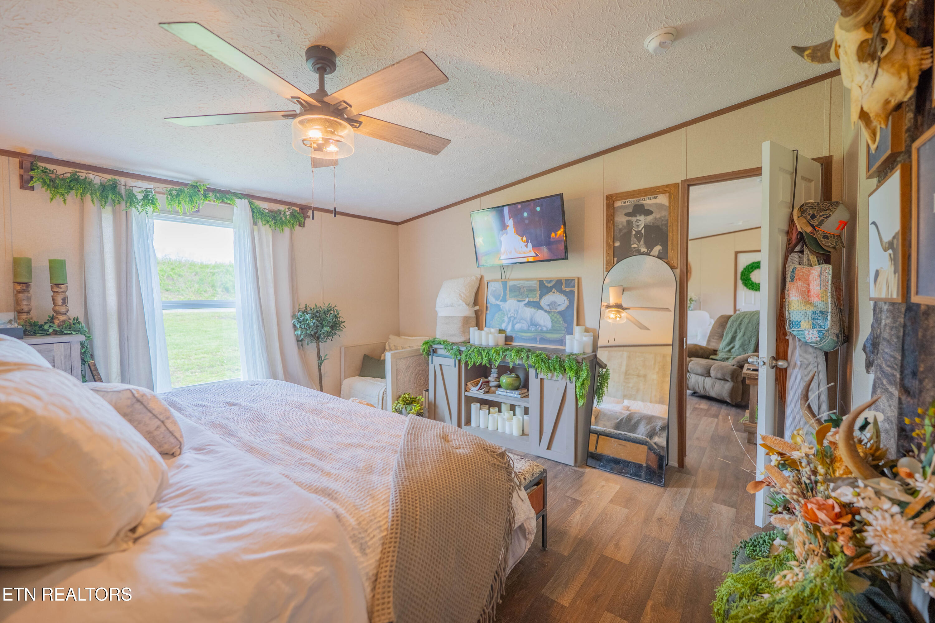35 Little Meadow Creek Road Greeneville, TN 37743 - Photo 14 of 24 master bedroom
